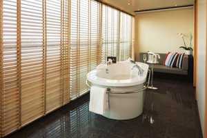 Grand Wintergarden Suite